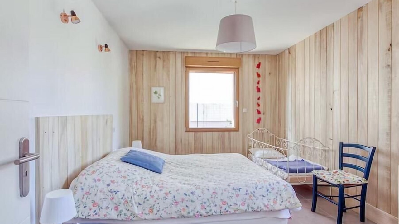 Photo of Bedroom in Challerange
