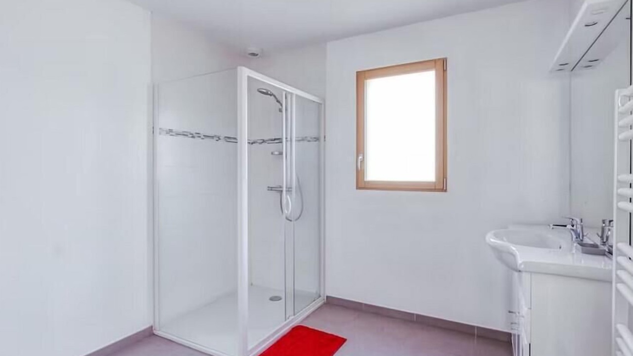 Photo of Bathroom in Challerange