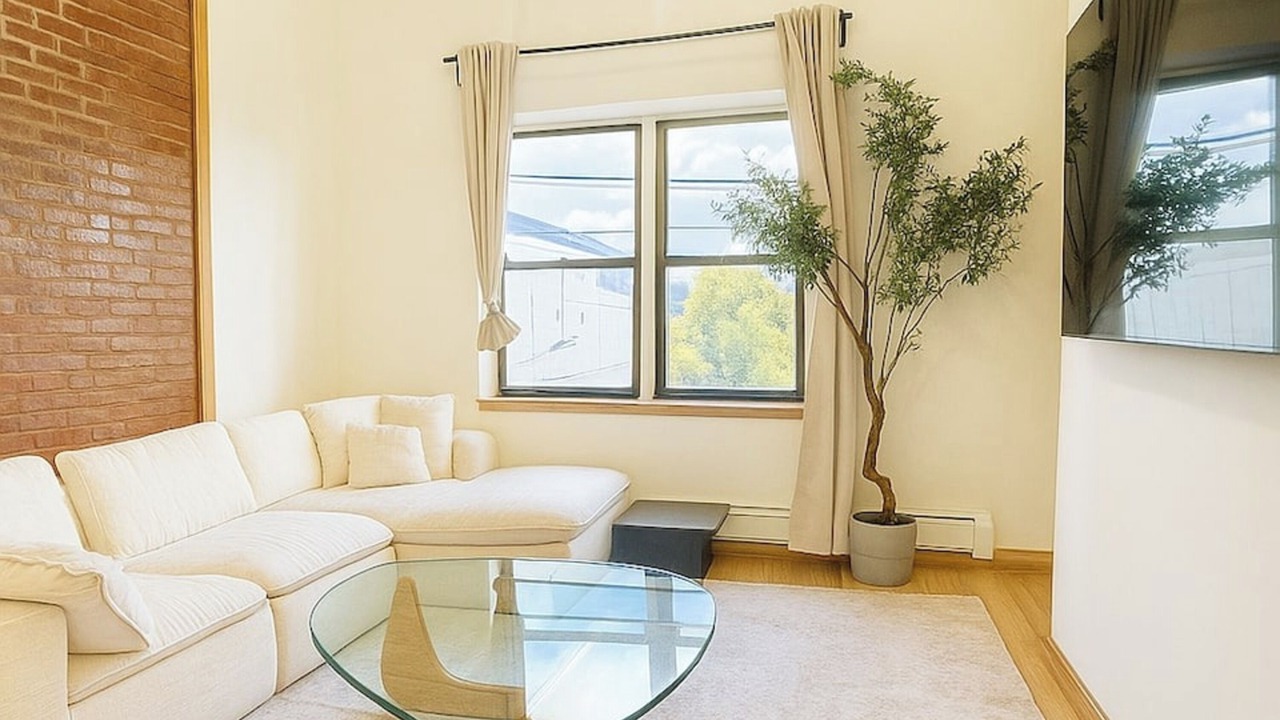 Photo of Livingroom in Jersey City