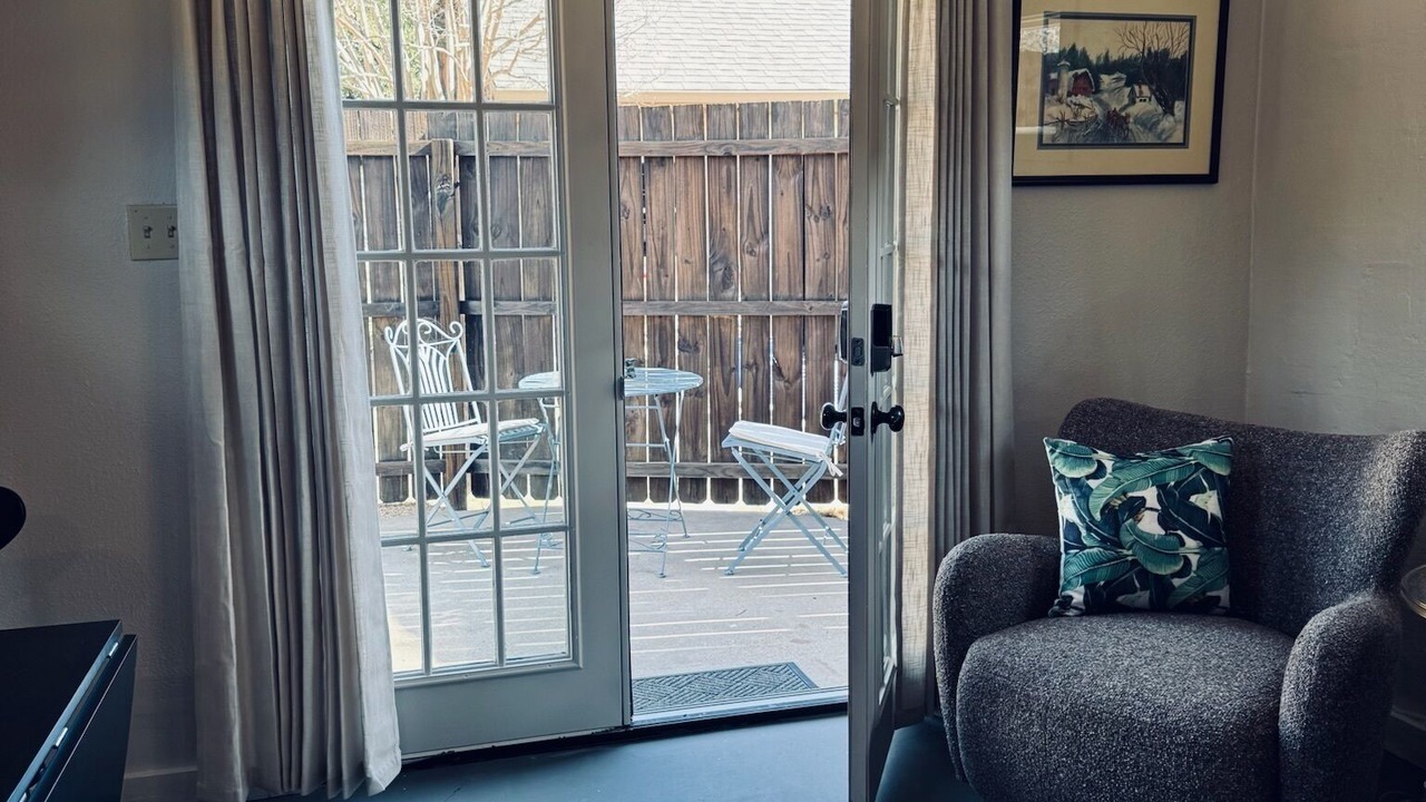 Photo of Bedroom in Glen Rose