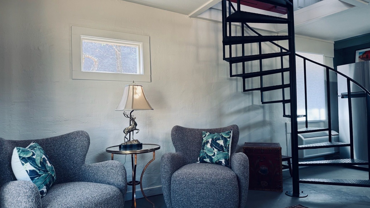 Photo of Bedroom in Glen Rose