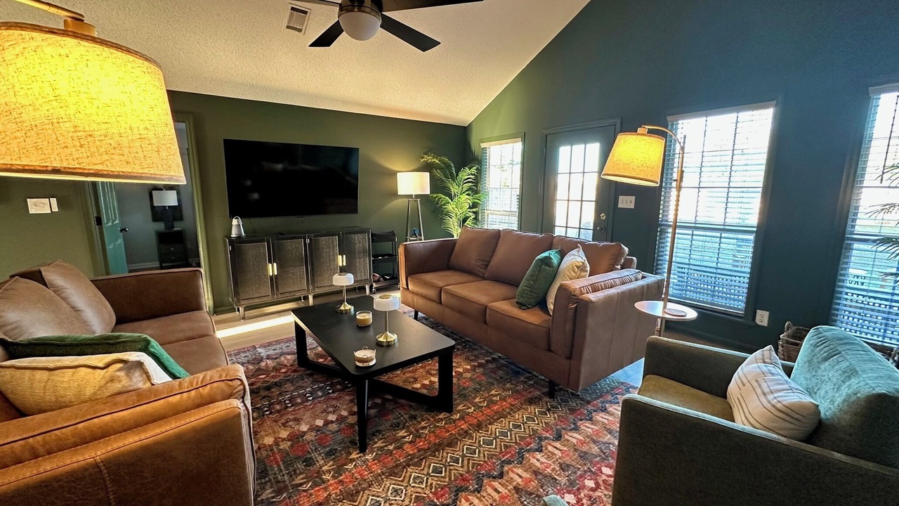 Photo of Livingroom in Valdosta