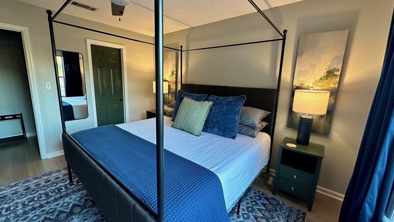 Photo of Bedroom in Valdosta