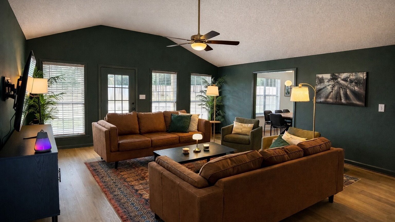 Photo of Livingroom in Valdosta