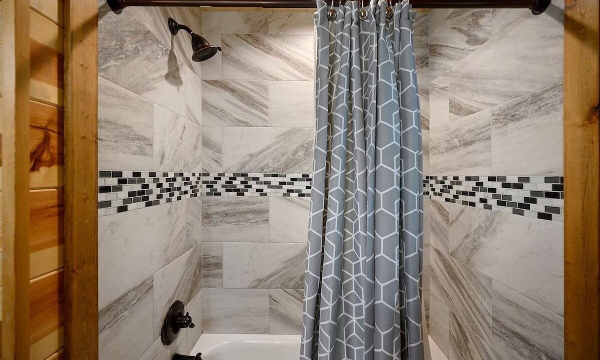 Photo of Bathroom in Hochatown