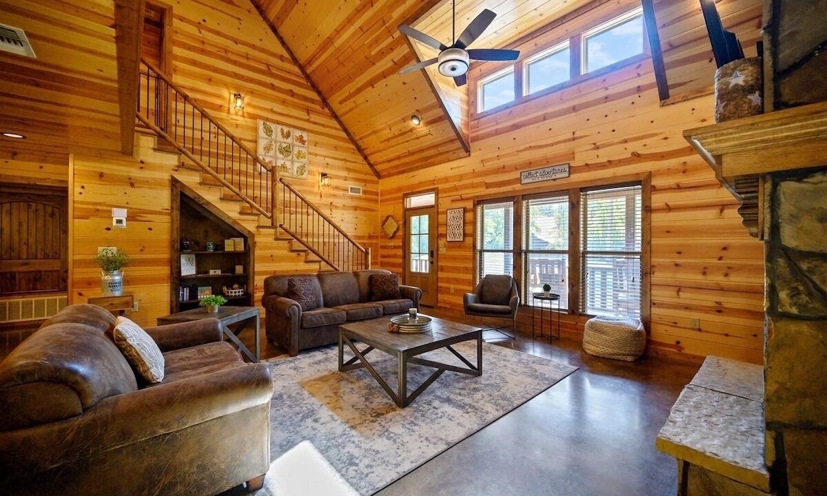 Photo of Livingroom in Hochatown