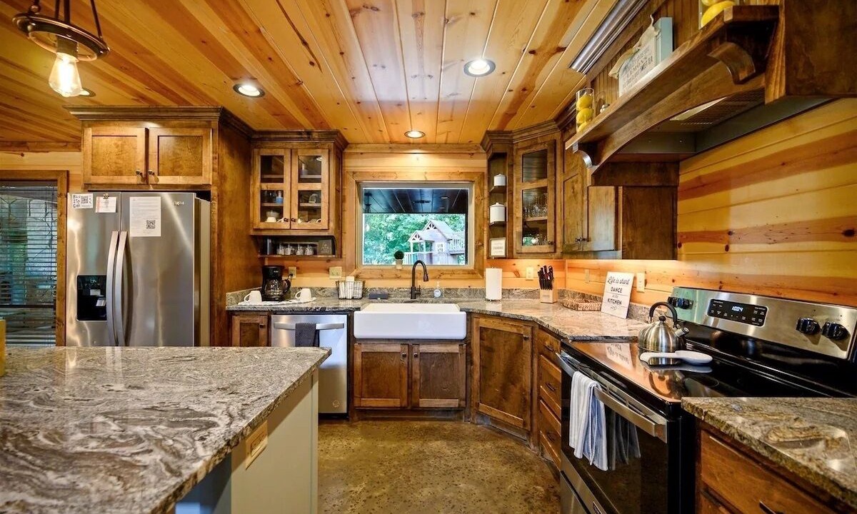 Photo of Kitchen in Hochatown