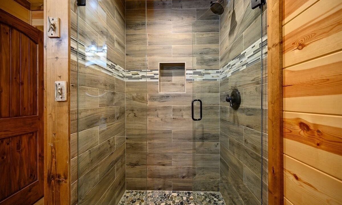 Photo of Bathroom in Hochatown