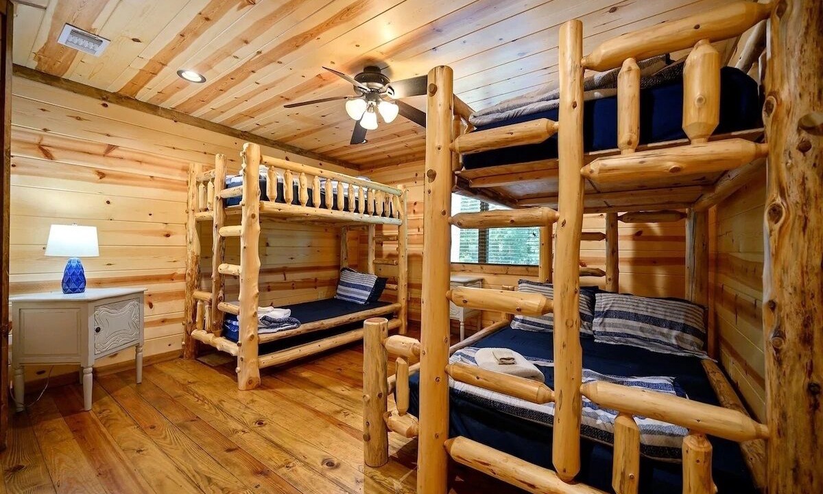 Photo of Bedroom in Hochatown