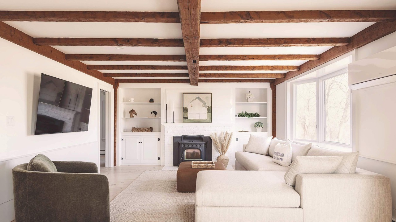 Photo of Livingroom in Gloucester