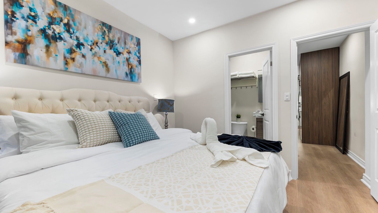 Photo of Bedroom in High Park North