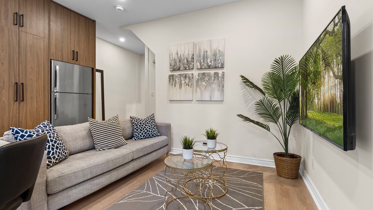 Photo of Livingroom in High Park North