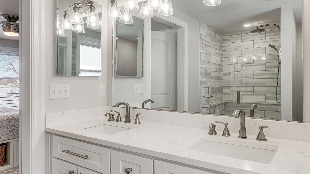 Photo of Bathroom in Louisa