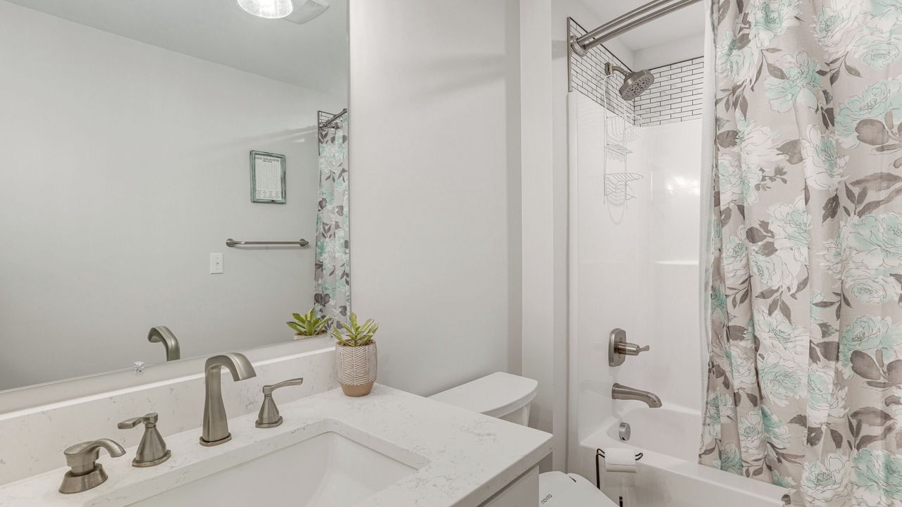 Photo of Bathroom in Louisa