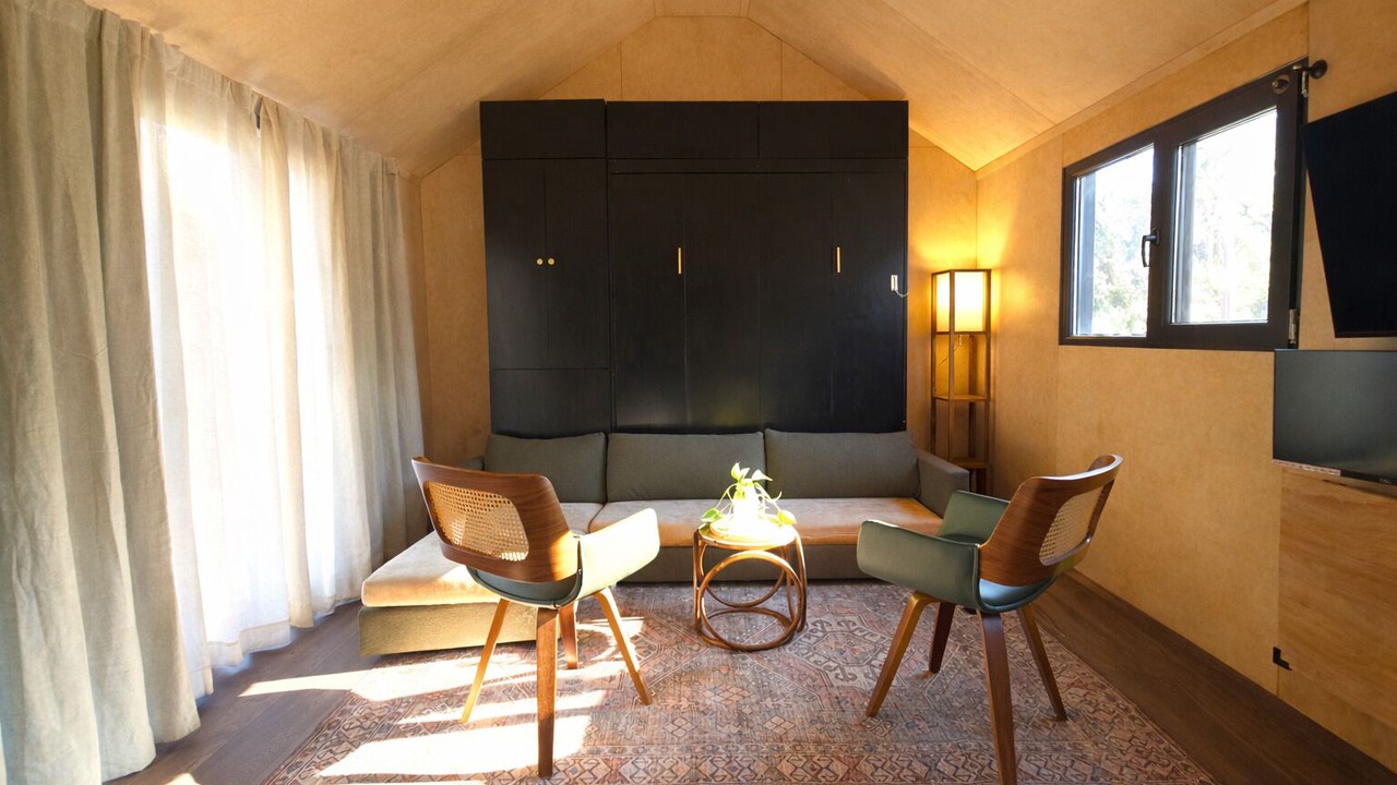 Photo of Livingroom in Eden