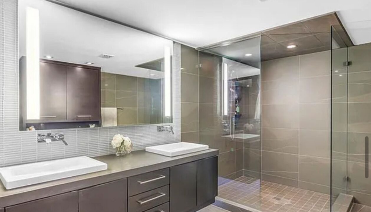 Photo of Bathroom in Belle Vista