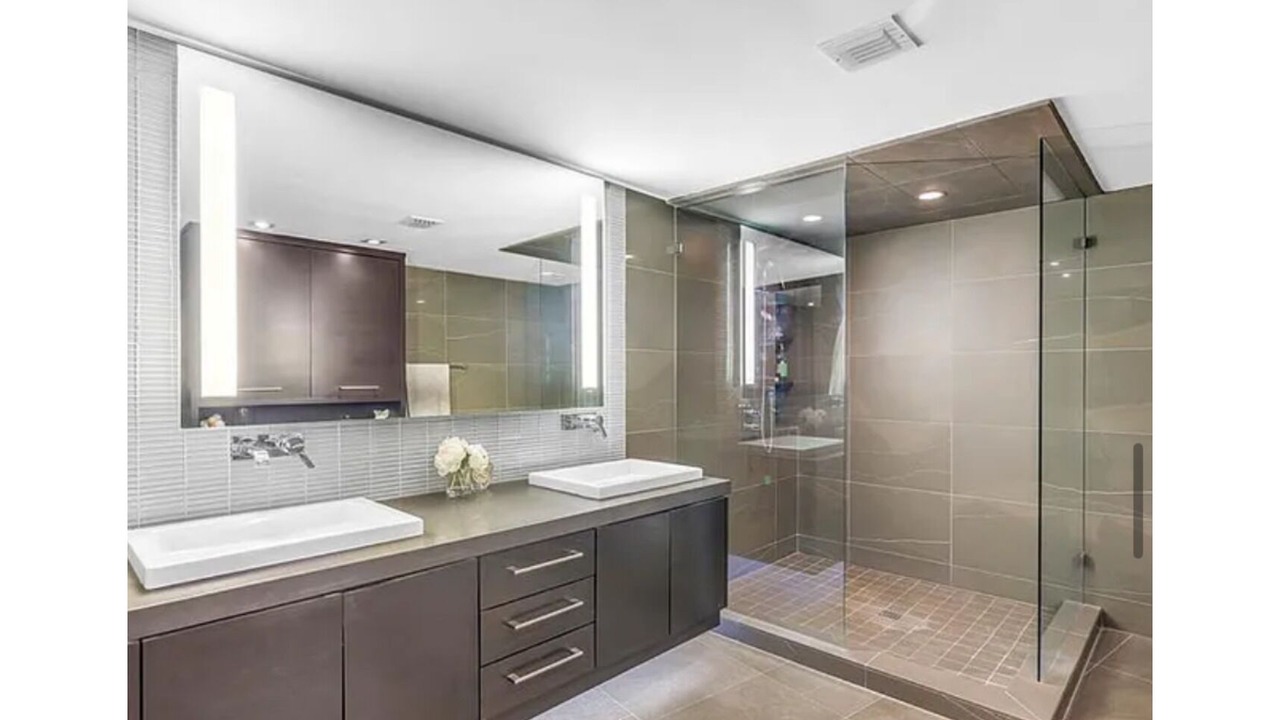 Photo of Bathroom in Belle Vista
