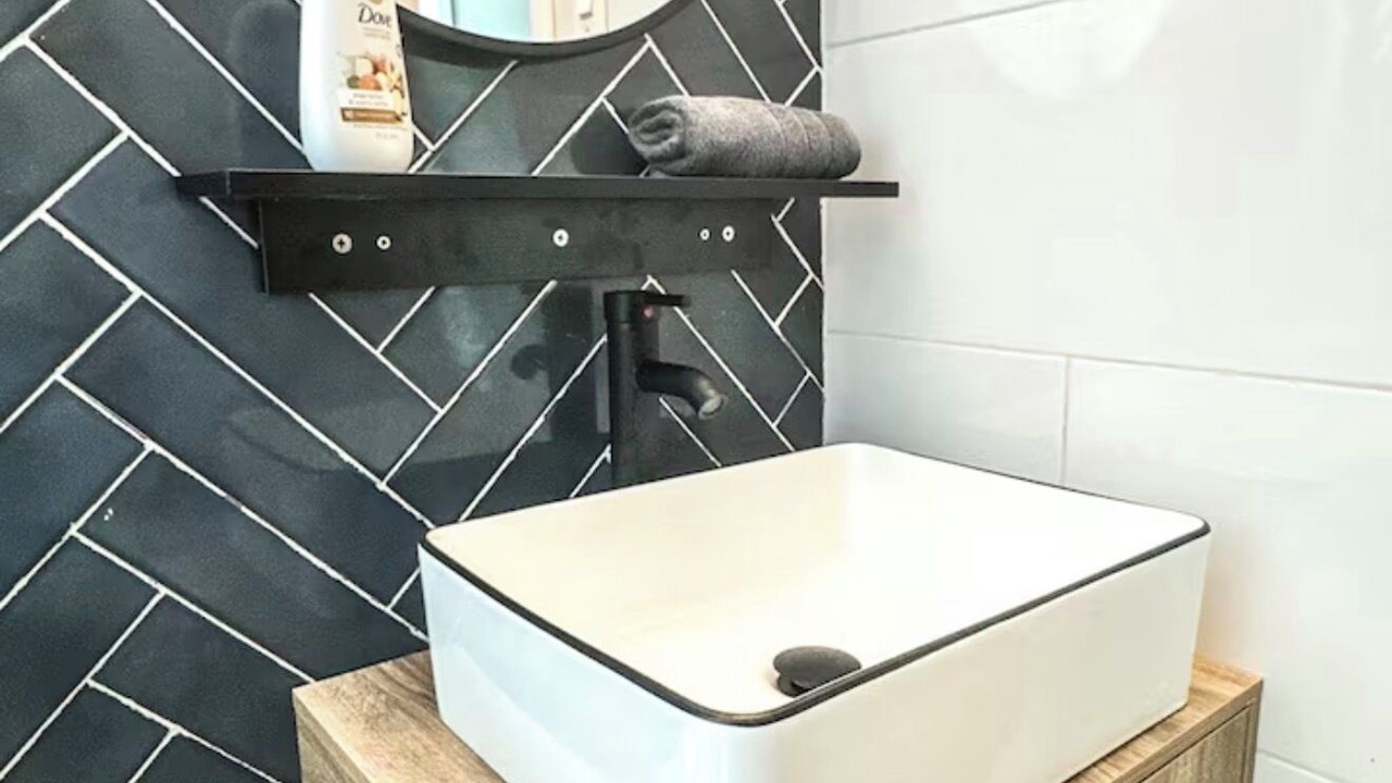 Photo of Bathroom in Collier Heights