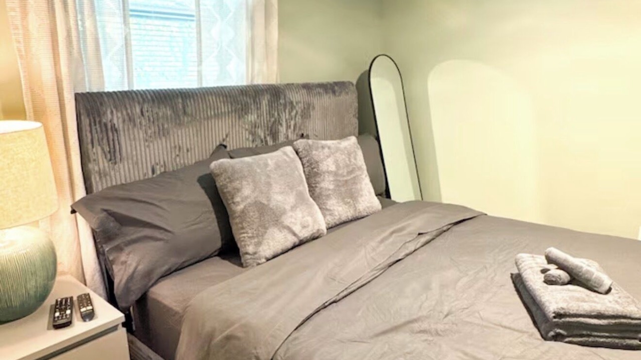 Photo of Bedroom in Collier Heights