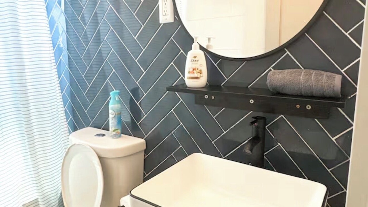Photo of Bathroom in Collier Heights