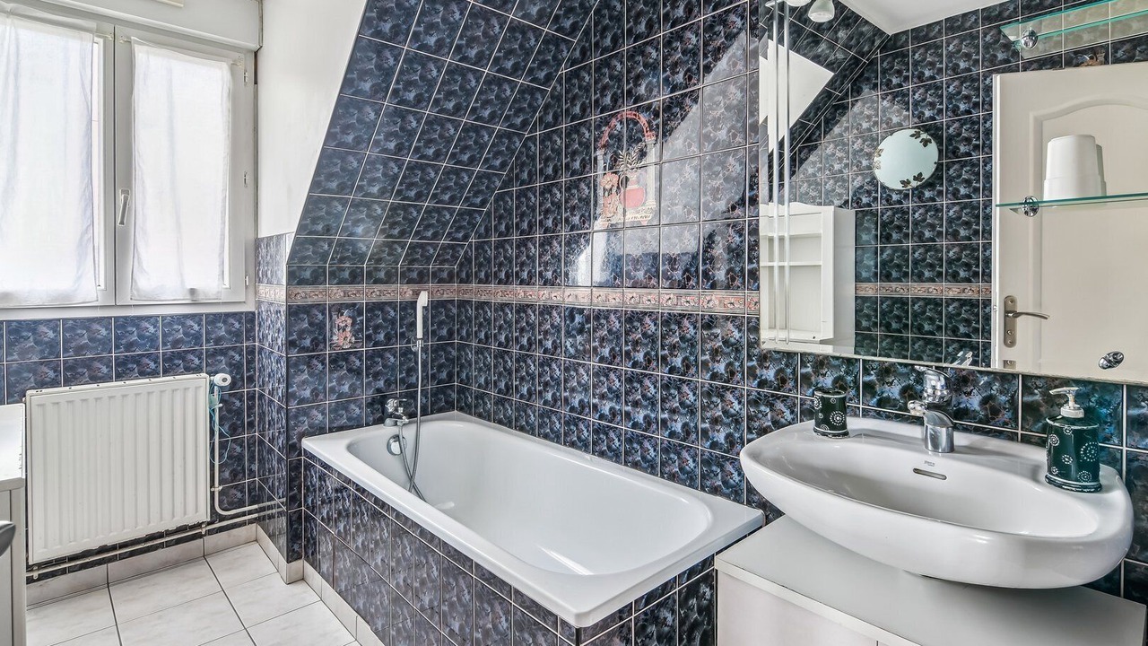 Photo of Bathroom in La Riche