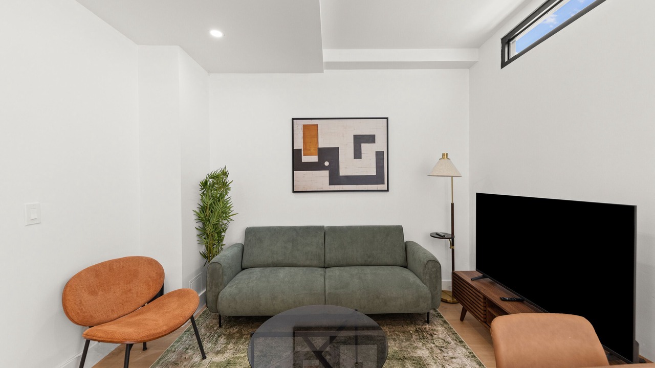 Photo of Livingroom in Ukrainian Village