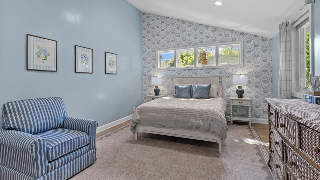 Photo of Bedroom in Jamestown Shores