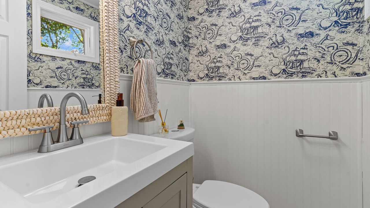 Photo of Bathroom in Jamestown Shores