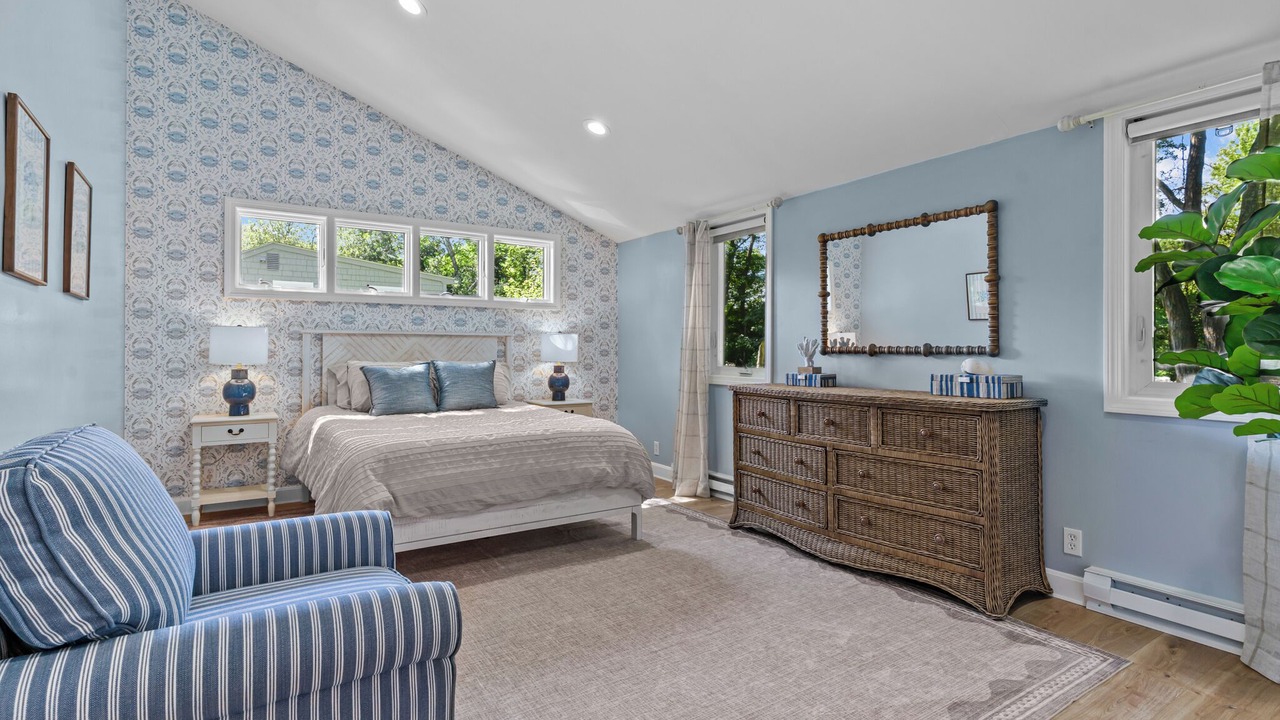 Photo of Bedroom in Jamestown Shores