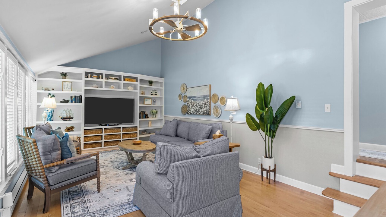 Photo of Livingroom in Jamestown Shores