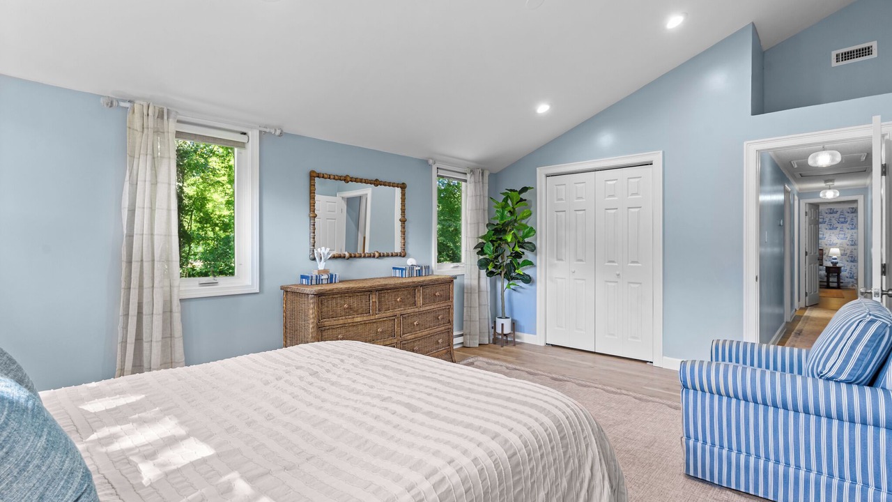 Photo of Bedroom in Jamestown Shores