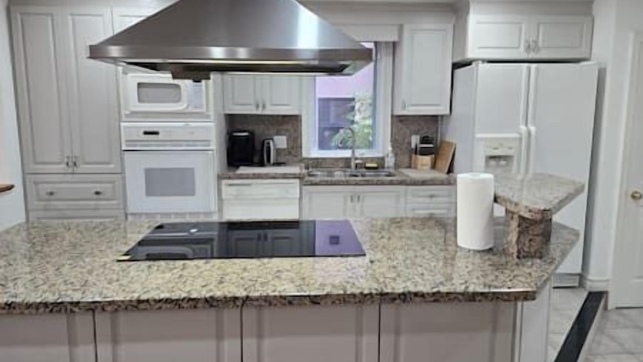 Photo of Kitchen in Lakeview