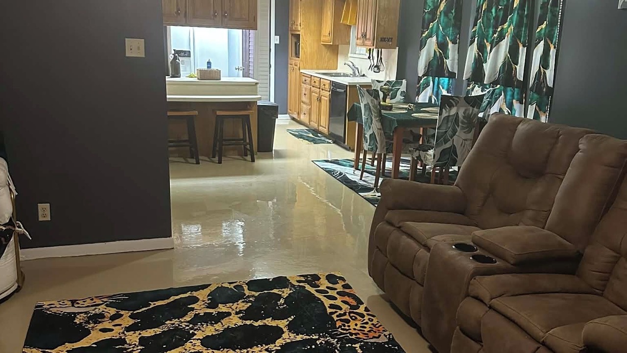 Photo of Livingroom in Orange