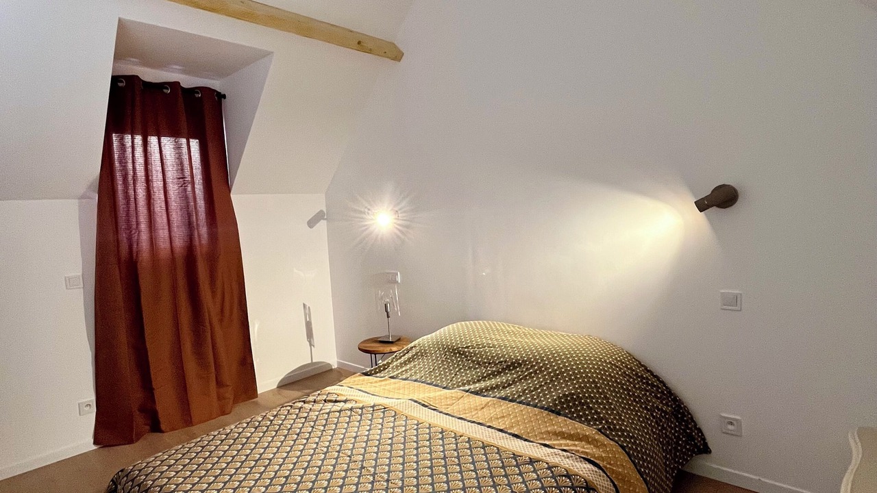Photo of Bedroom in Verneuil-en-Halatte