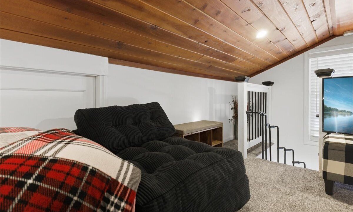 Photo of Bedroom in Roach