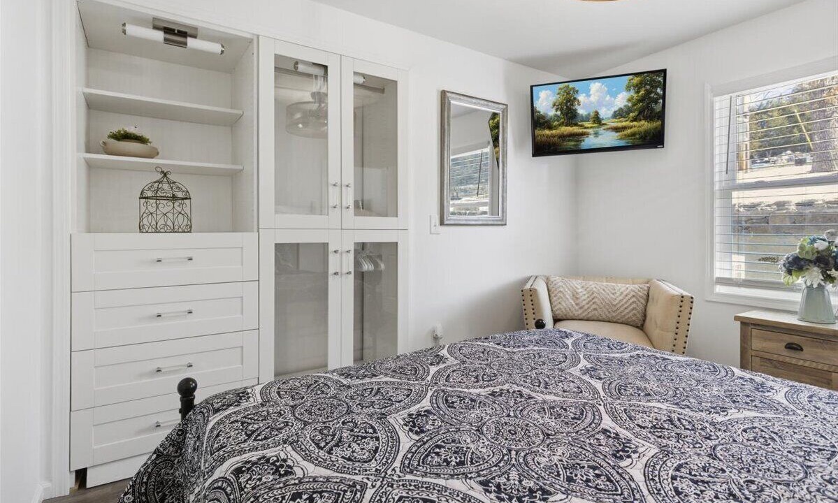 Photo of Bedroom in Roach