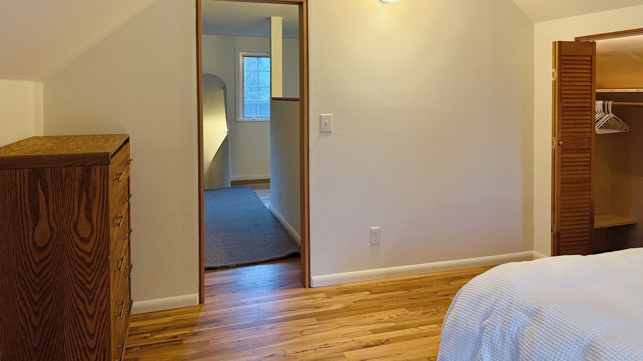 Photo of Bedroom in SeaTac