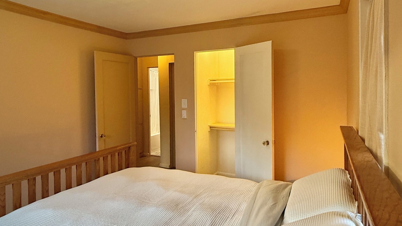 Photo of Bedroom in SeaTac