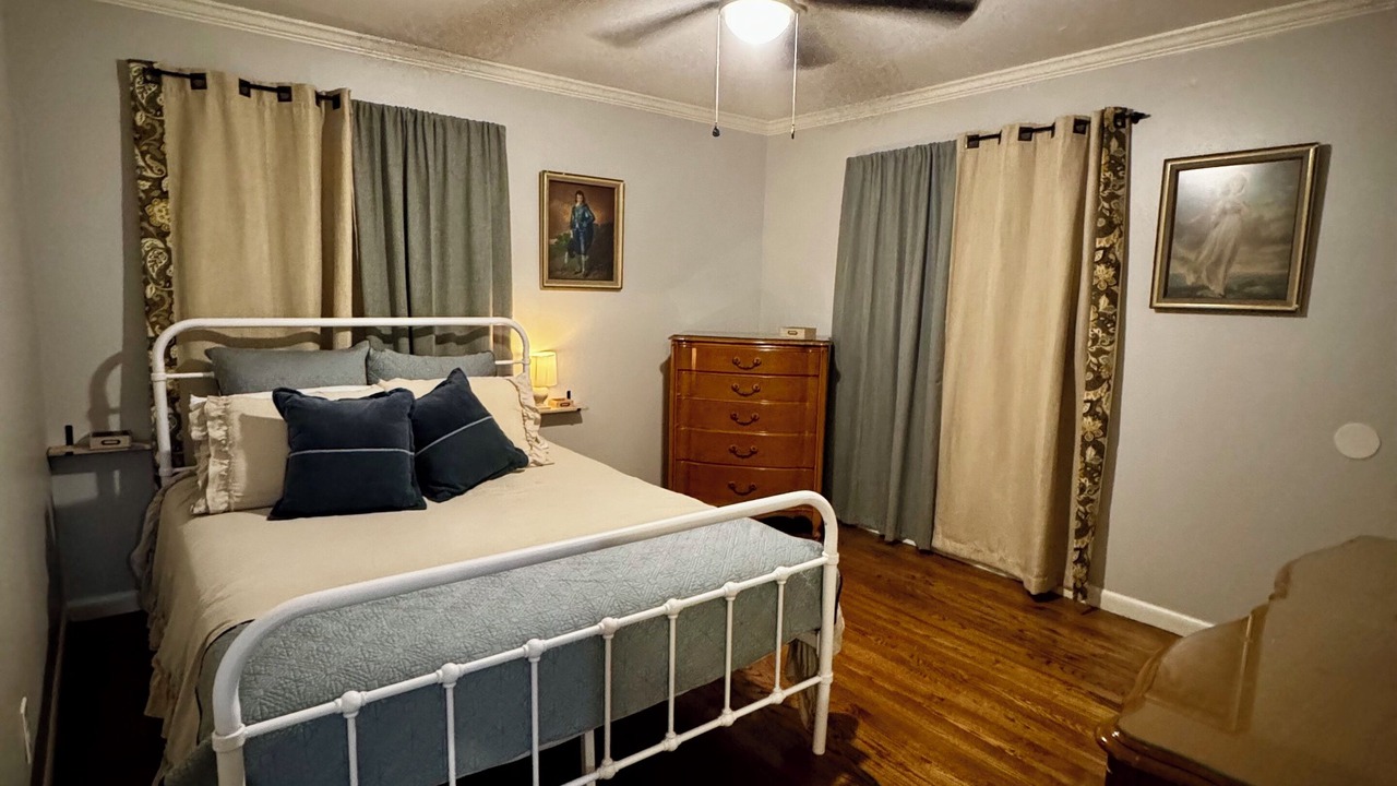 Photo of Bedroom in Pine Bluff