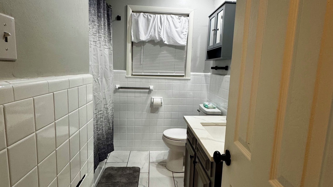 Photo of Bathroom in Pine Bluff