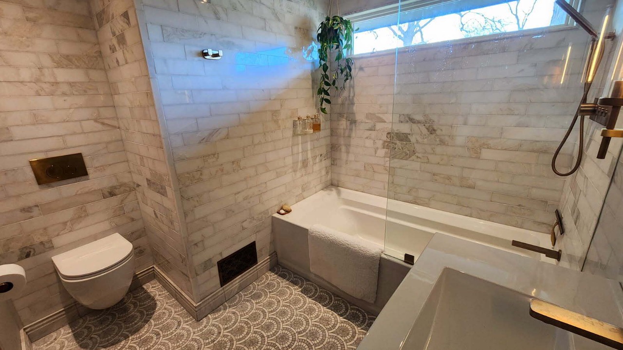 Photo of Bathroom in Overland Park