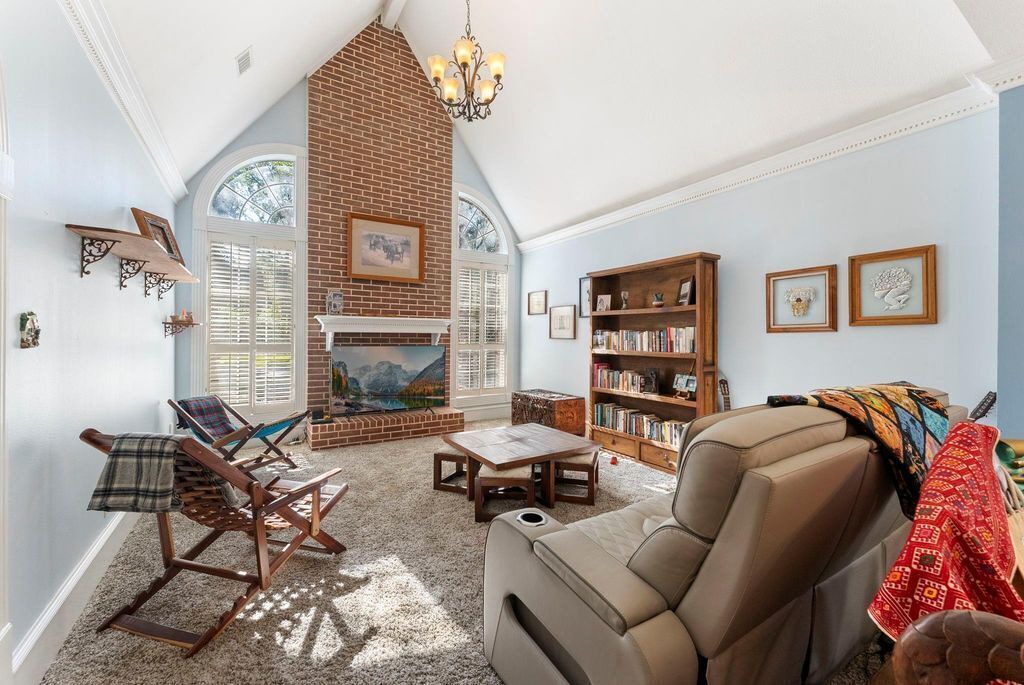 Photo of Livingroom in The Woodlands