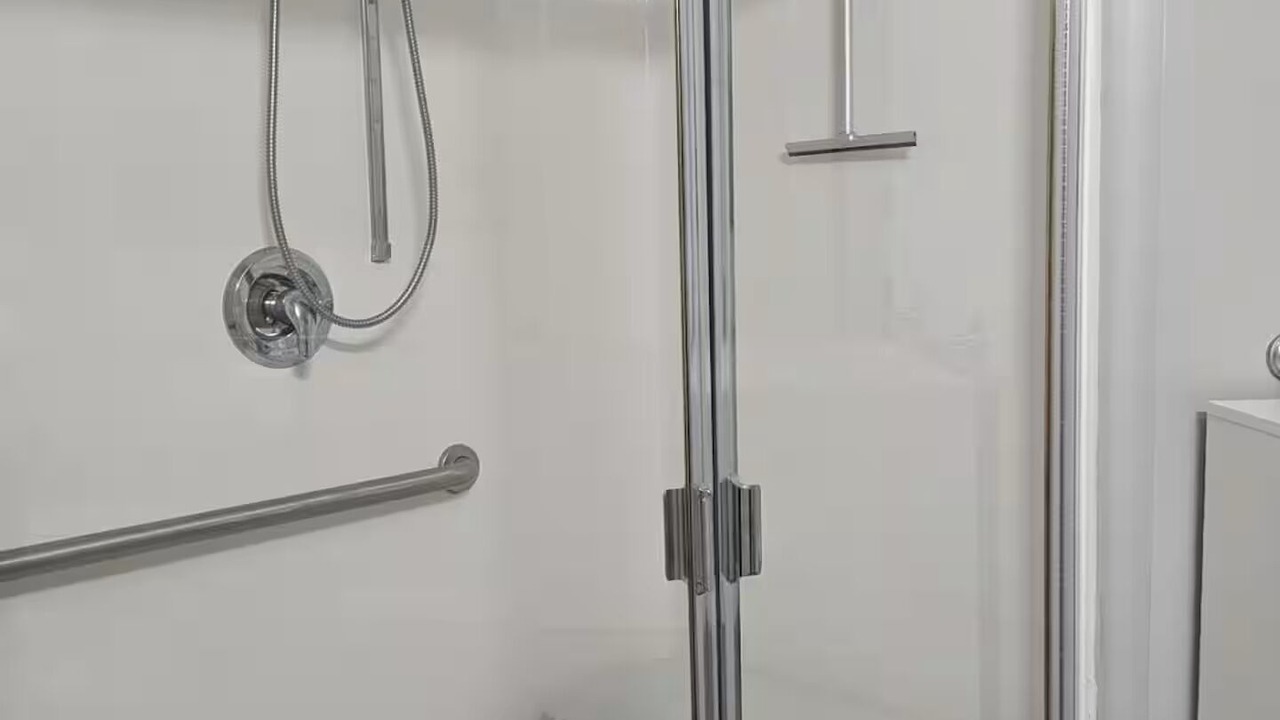 Photo of Bathroom in Hathorne