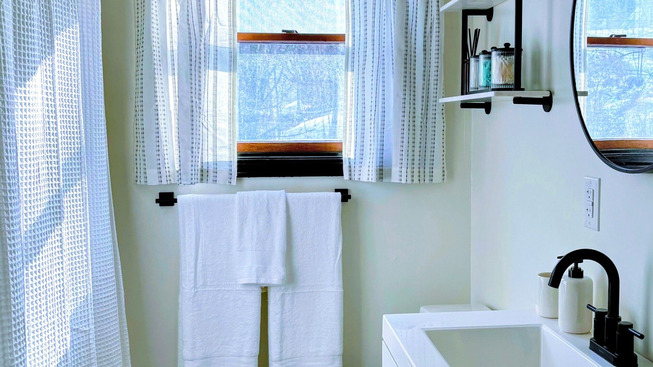 Photo of Bathroom in Jeffersonville