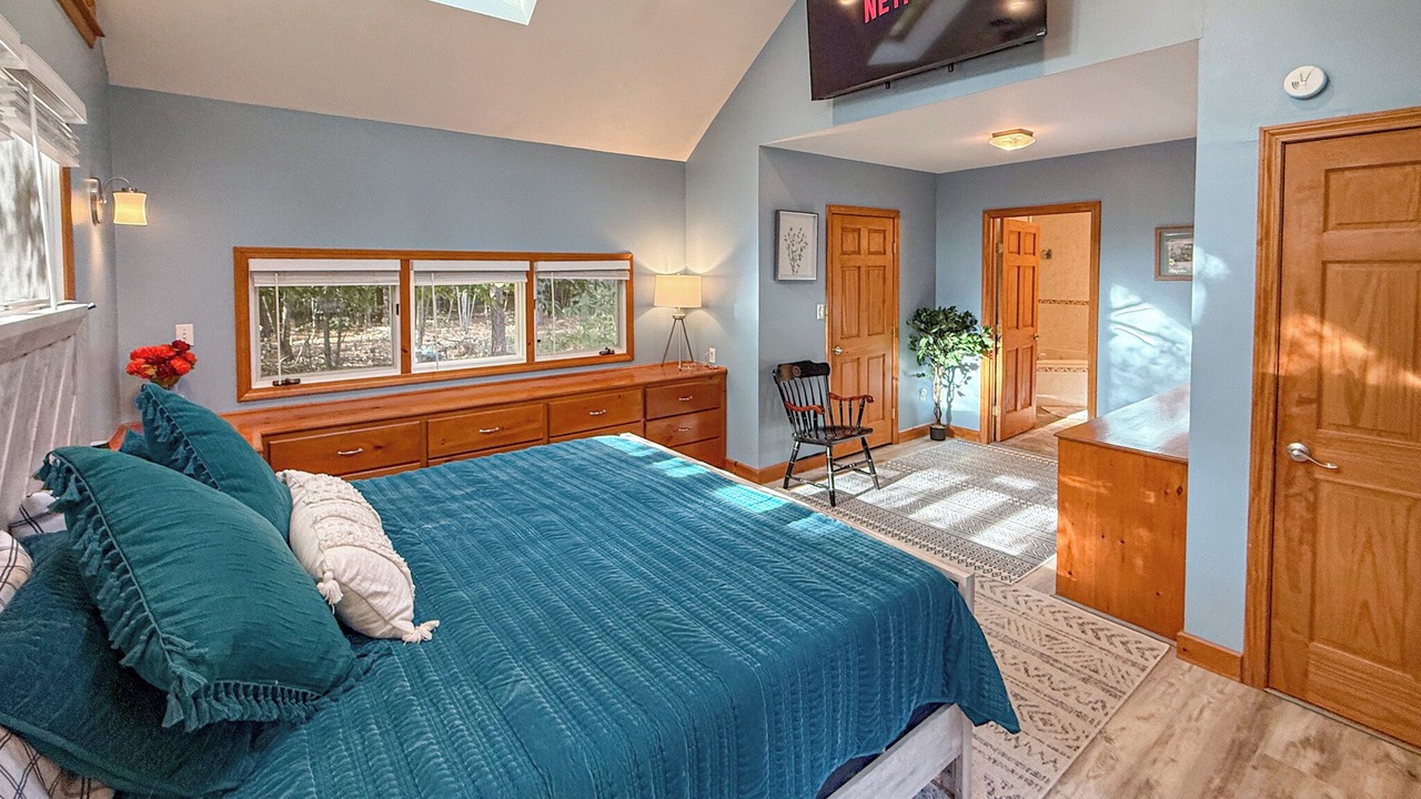 Photo of Bedroom in Silver Lake