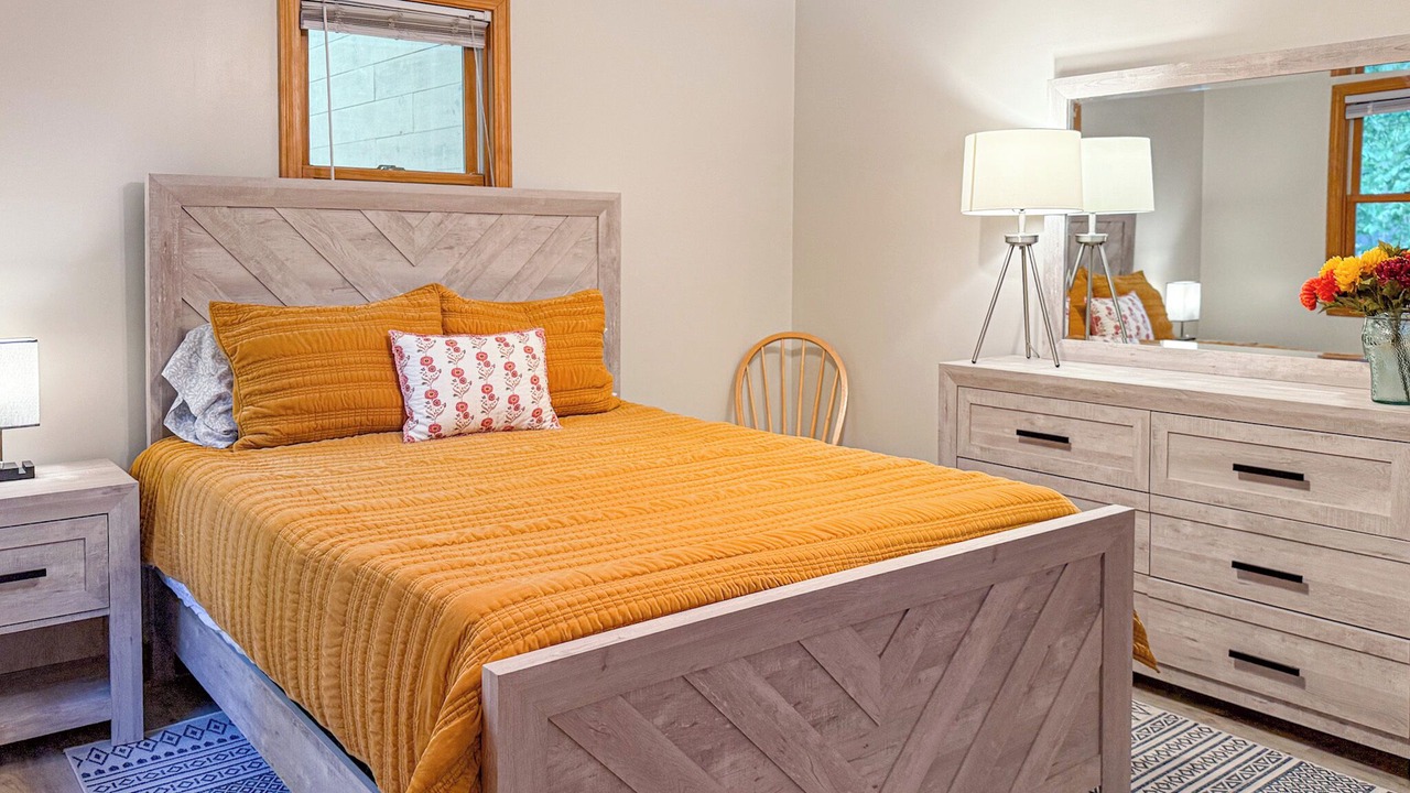 Photo of Bedroom in Silver Lake