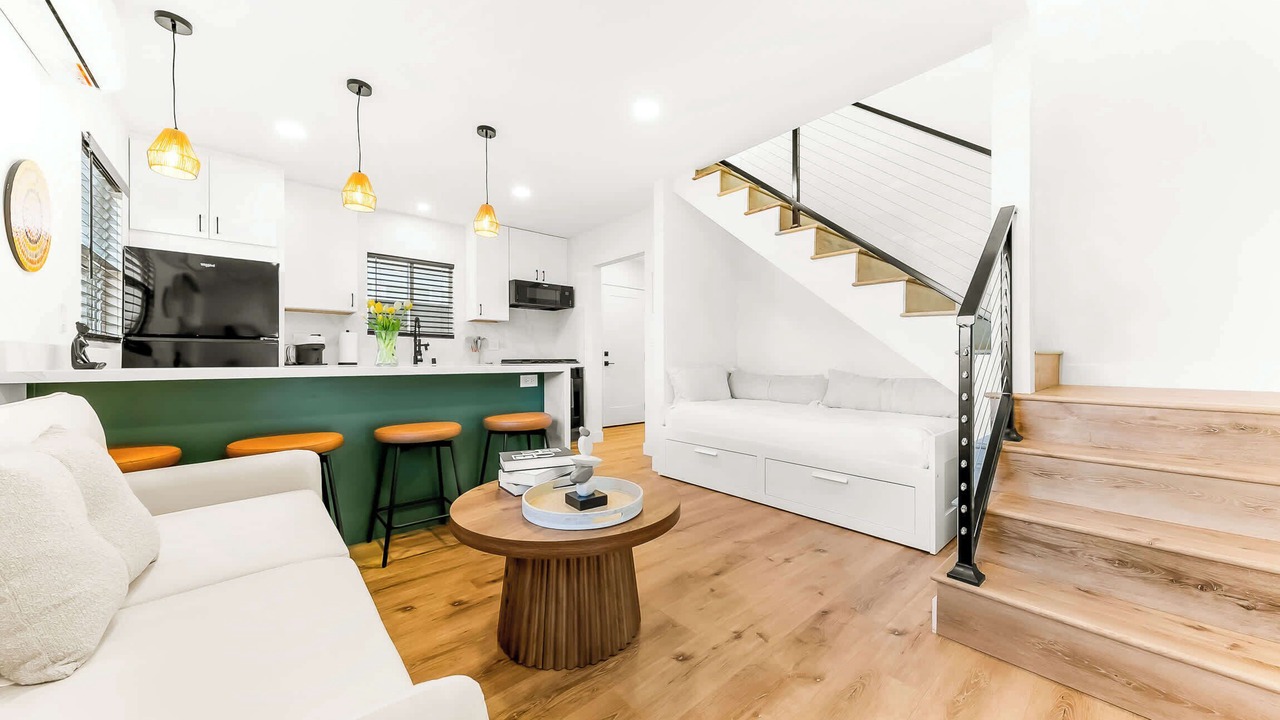 Photo of Livingroom in North Pacific Beach