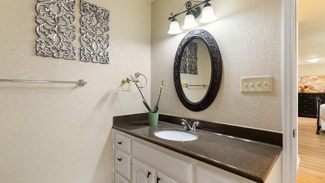Photo of Bathroom in West Oak Hill