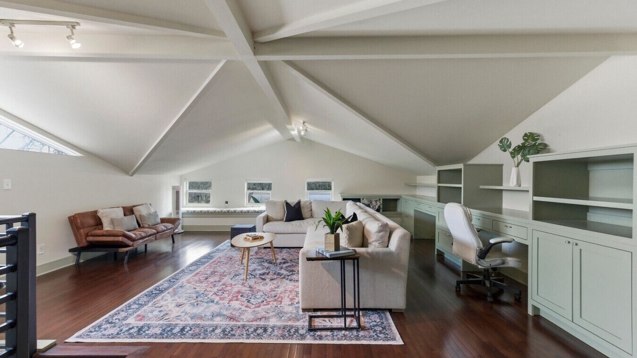 Photo of Livingroom in Barton Heights