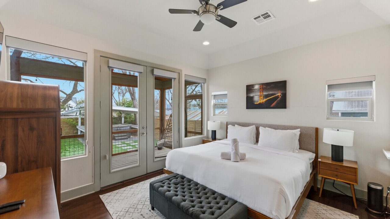 Photo of Bedroom in Barton Heights